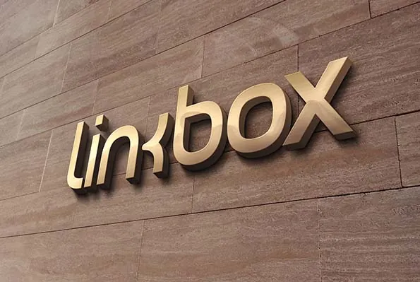 Логото на Linkbox върху стена